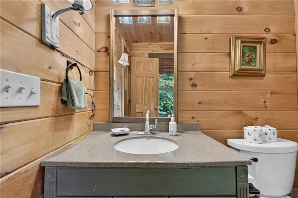 24 Wolf Howl Trail Sautee Nacoochee, GA 30571