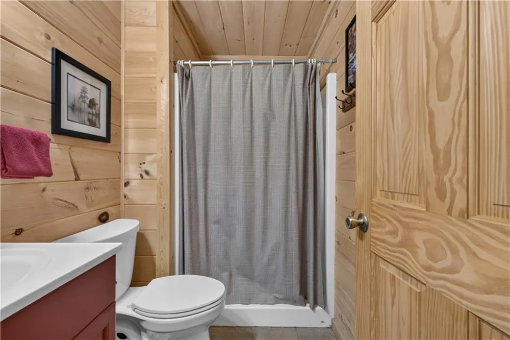 24 Wolf Howl Trail Sautee Nacoochee, GA 30571