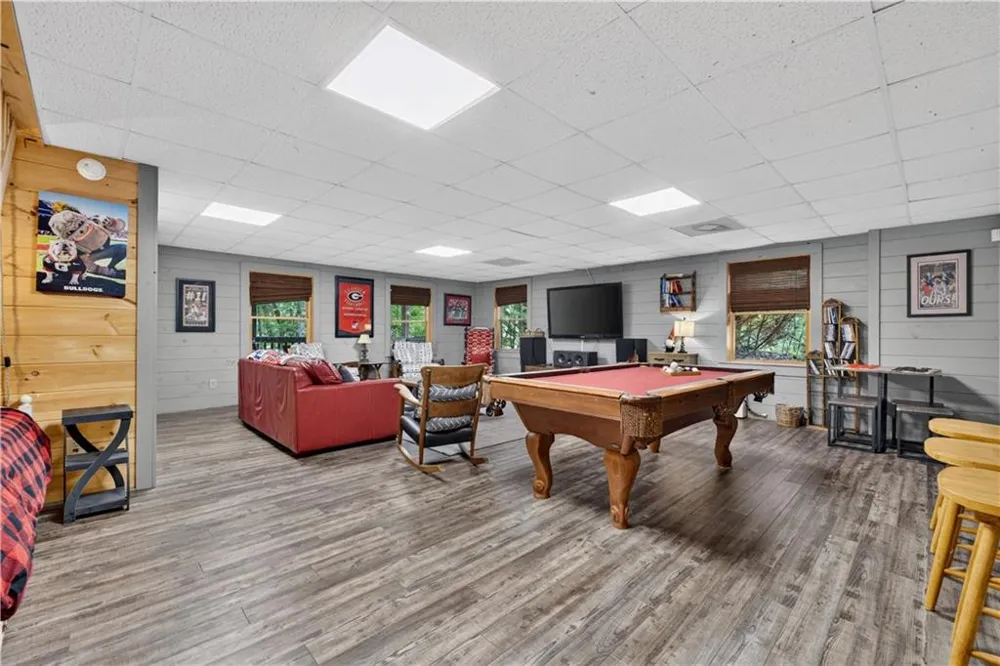 24 Wolf Howl Trail Sautee Nacoochee, GA 30571