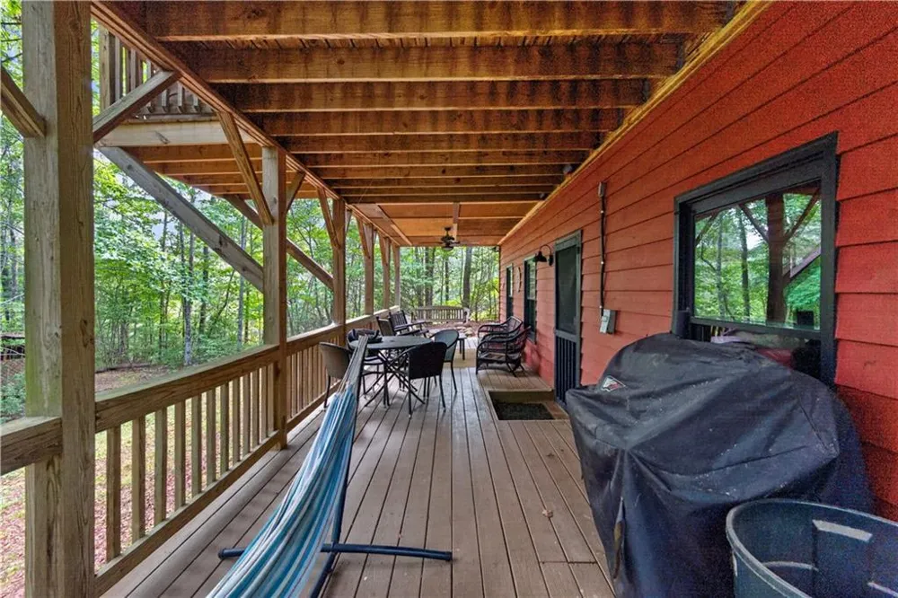 24 Wolf Howl Trail Sautee Nacoochee, GA 30571