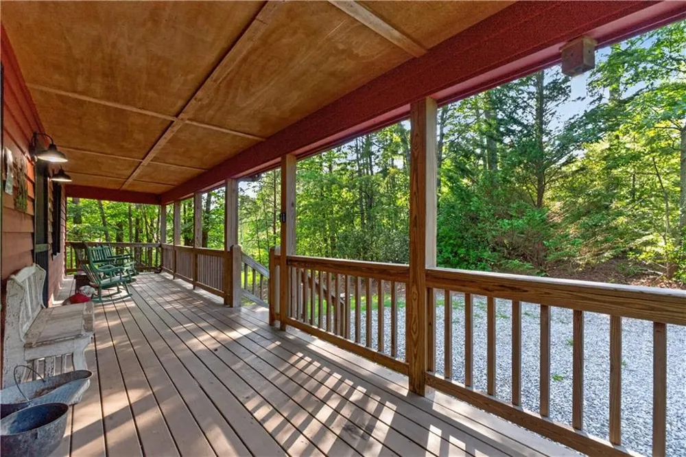 24 Wolf Howl Trail Sautee Nacoochee, GA 30571