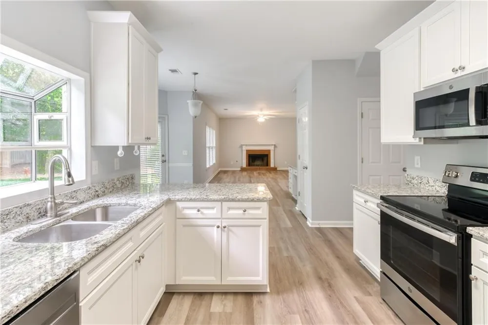 355 Lamme Chase Johns Creek, GA 30097
