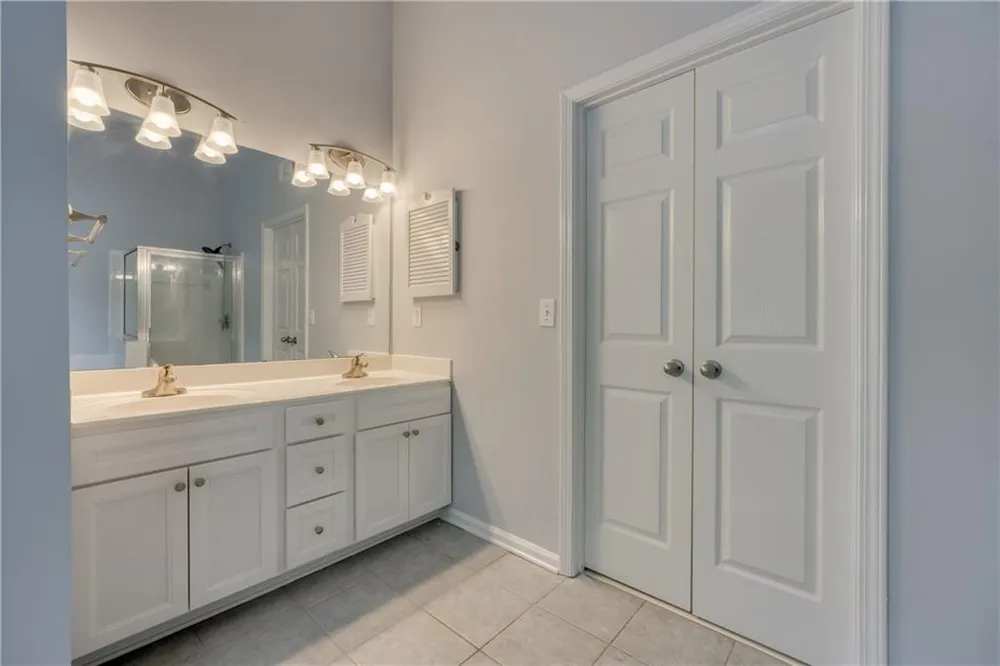 355 Lamme Chase Johns Creek, GA 30097