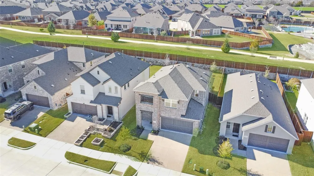 2509 Mistflower Melissa, TX 75454