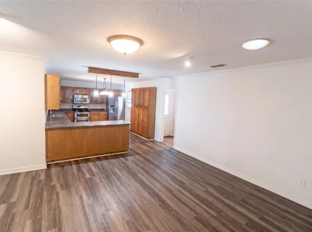 120 Rs County Road 1623 Lone Oak, TX 75453
