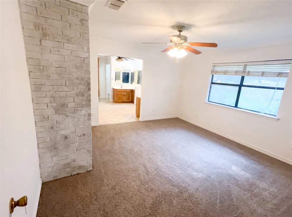 120 Rs County Road 1623 Lone Oak, TX 75453