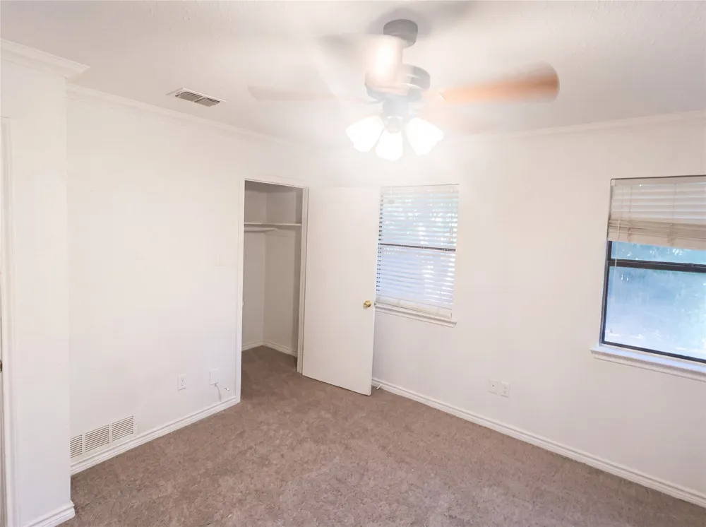 120 Rs County Road 1623 Lone Oak, TX 75453