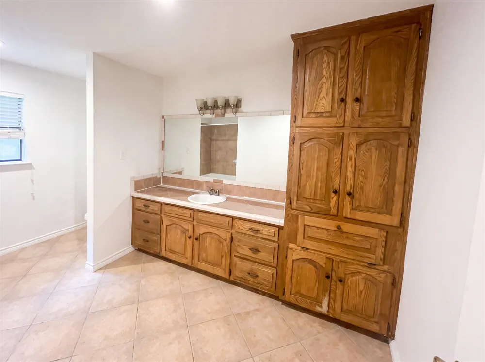 120 Rs County Road 1623 Lone Oak, TX 75453