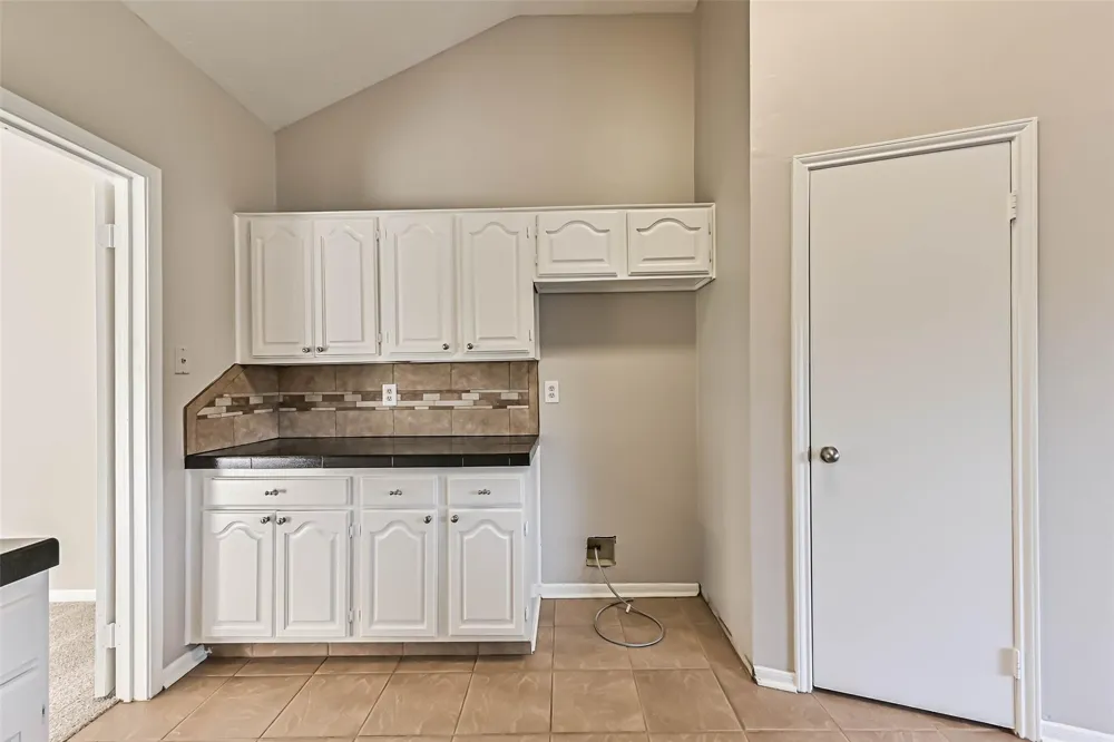 1504 Windsor Drive Friendswood, TX 77546