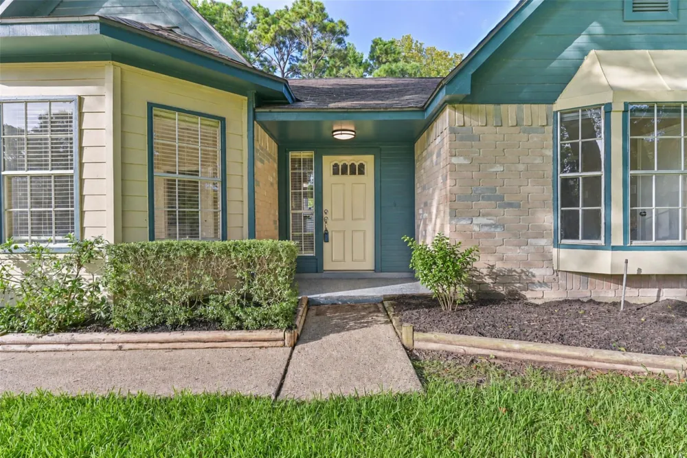 1504 Windsor Drive Friendswood, TX 77546
