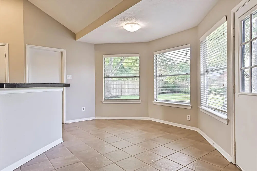 1504 Windsor Drive Friendswood, TX 77546