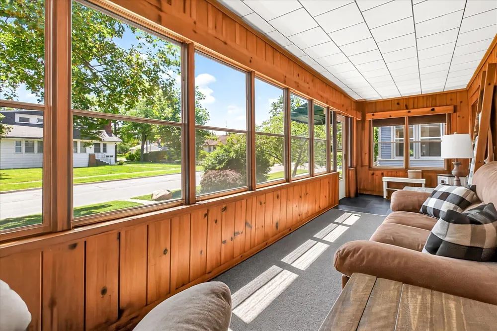 903 Lewis Avenue St. Joseph, MI 49085