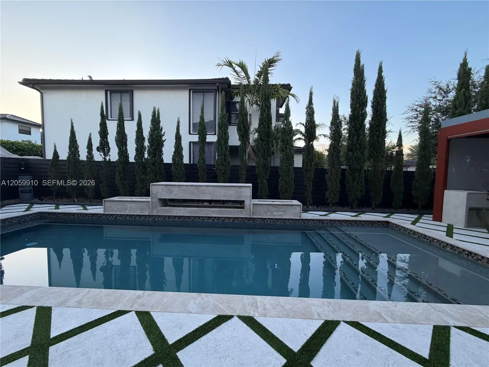 13661 SW 160th Ct Miami, FL 33196