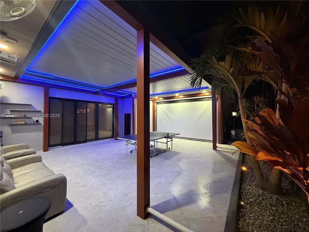 13661 SW 160th Ct Miami, FL 33196