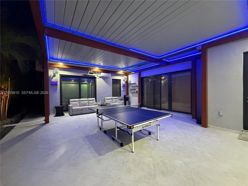 13661 SW 160th Ct Miami, FL 33196