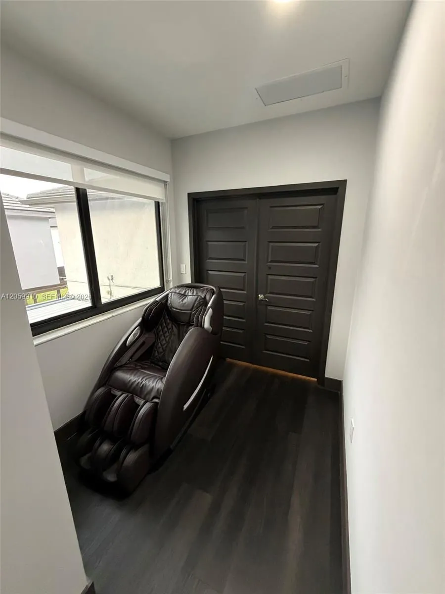 13661 SW 160th Ct Miami, FL 33196