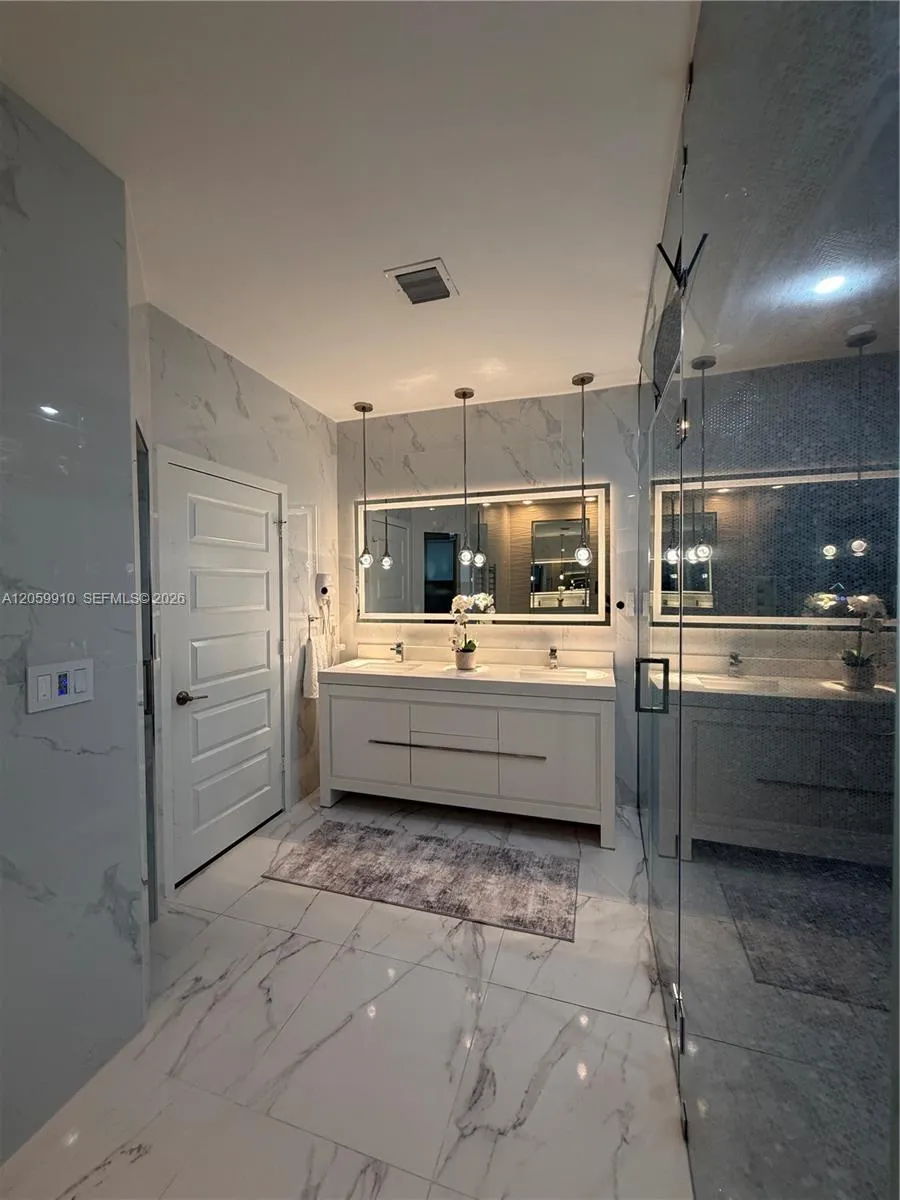 13661 SW 160th Ct Miami, FL 33196