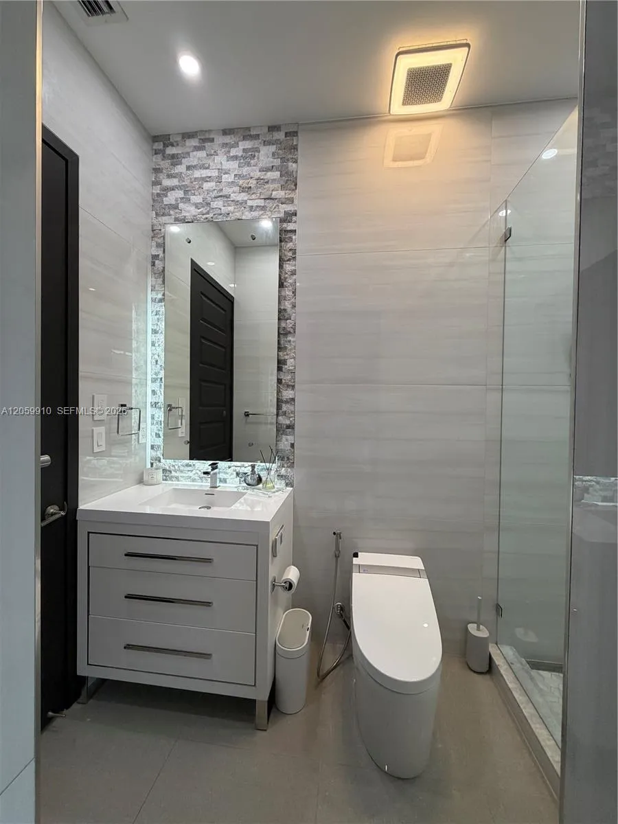 13661 SW 160th Ct Miami, FL 33196