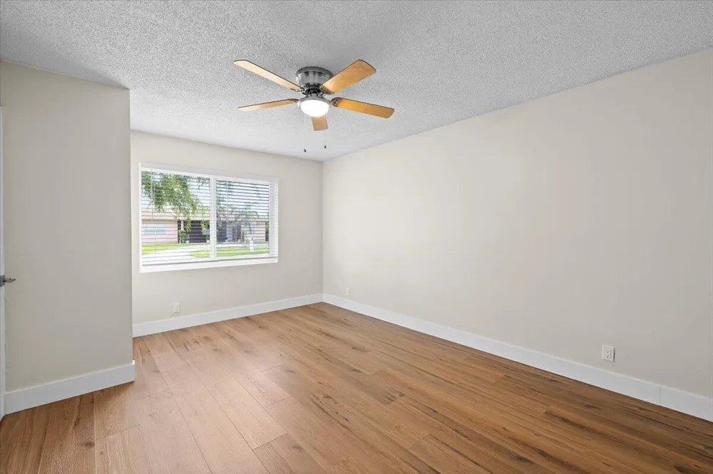 7712 SW 7TH STREET North Lauderdale, FL 33068