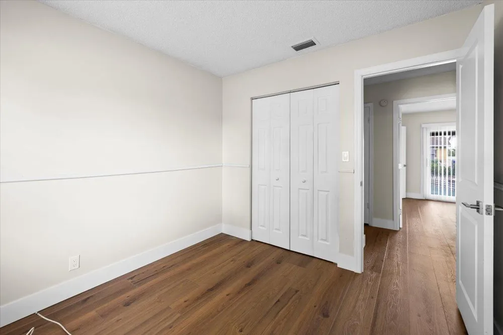 7712 SW 7TH STREET North Lauderdale, FL 33068