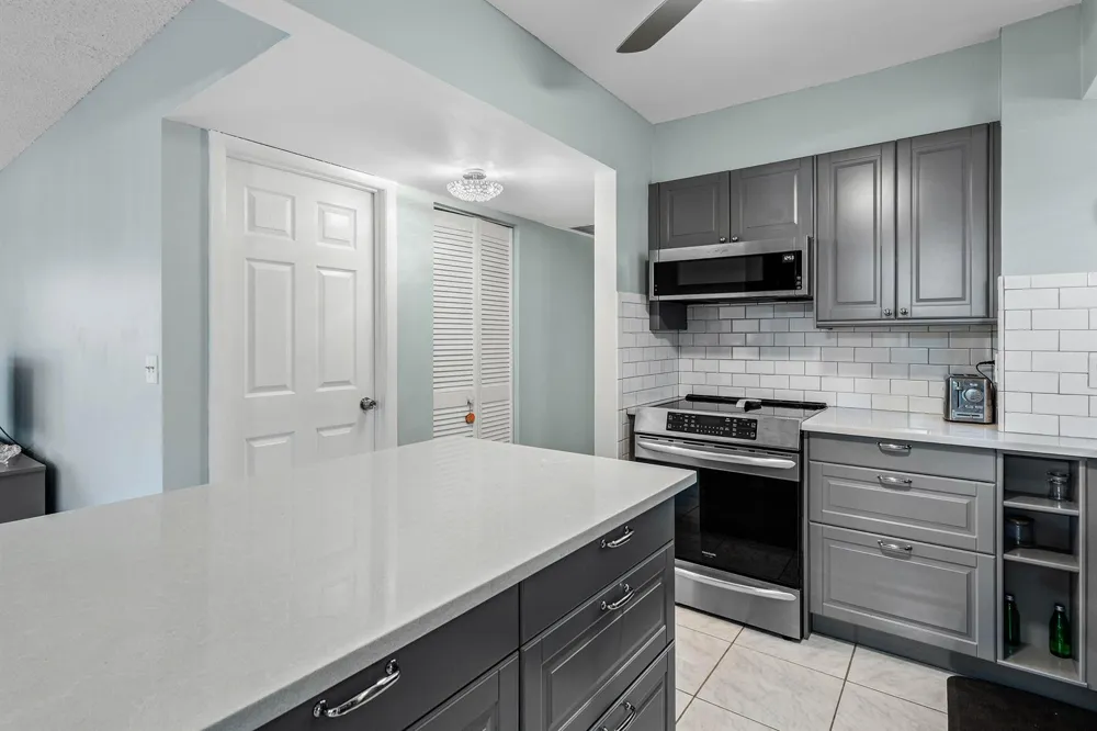 721 LORI DRIVE #208 Palm Springs, FL 33461