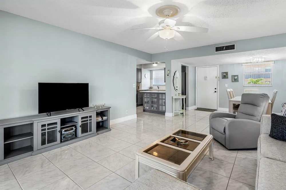 721 LORI DRIVE #208 Palm Springs, FL 33461