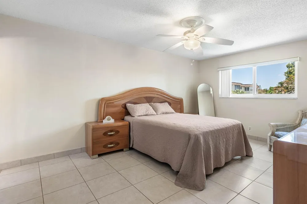 721 LORI DRIVE #208 Palm Springs, FL 33461