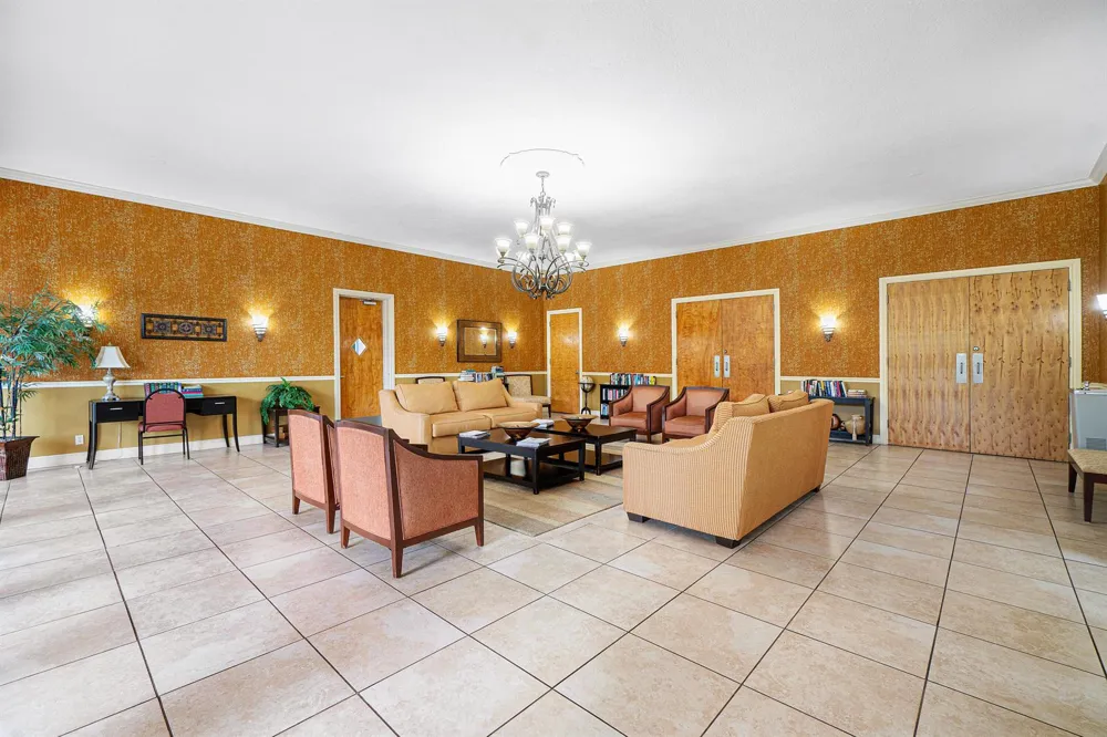 721 LORI DRIVE #208 Palm Springs, FL 33461