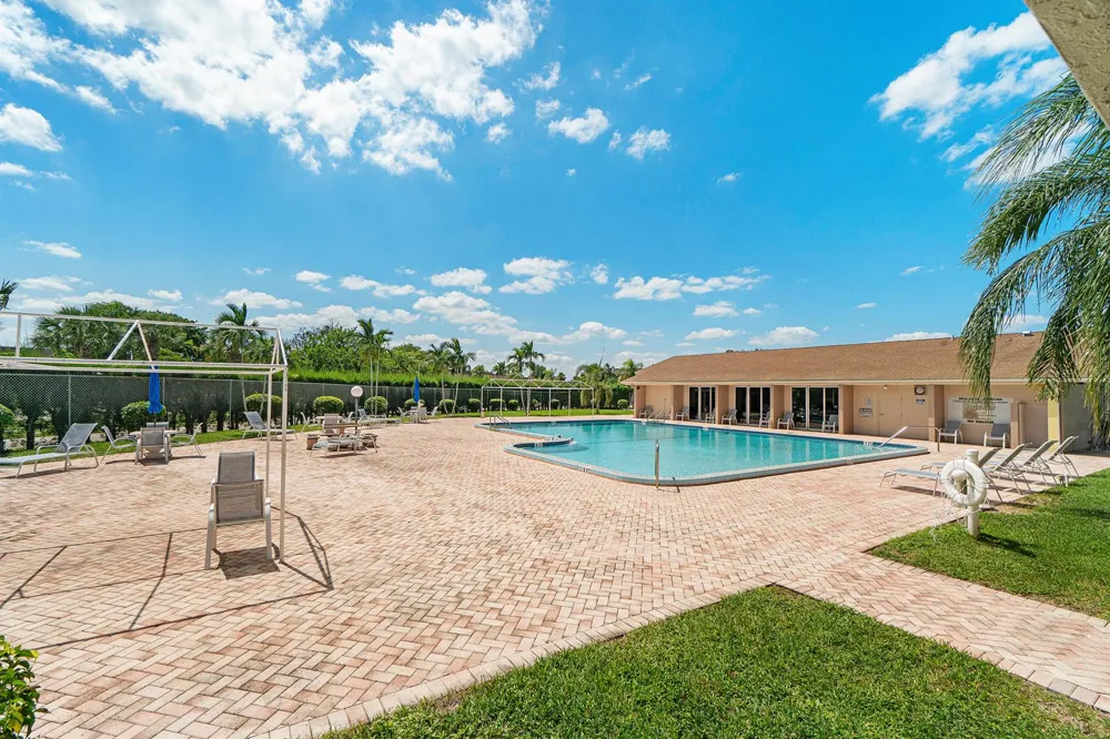 721 LORI DRIVE #208 Palm Springs, FL 33461