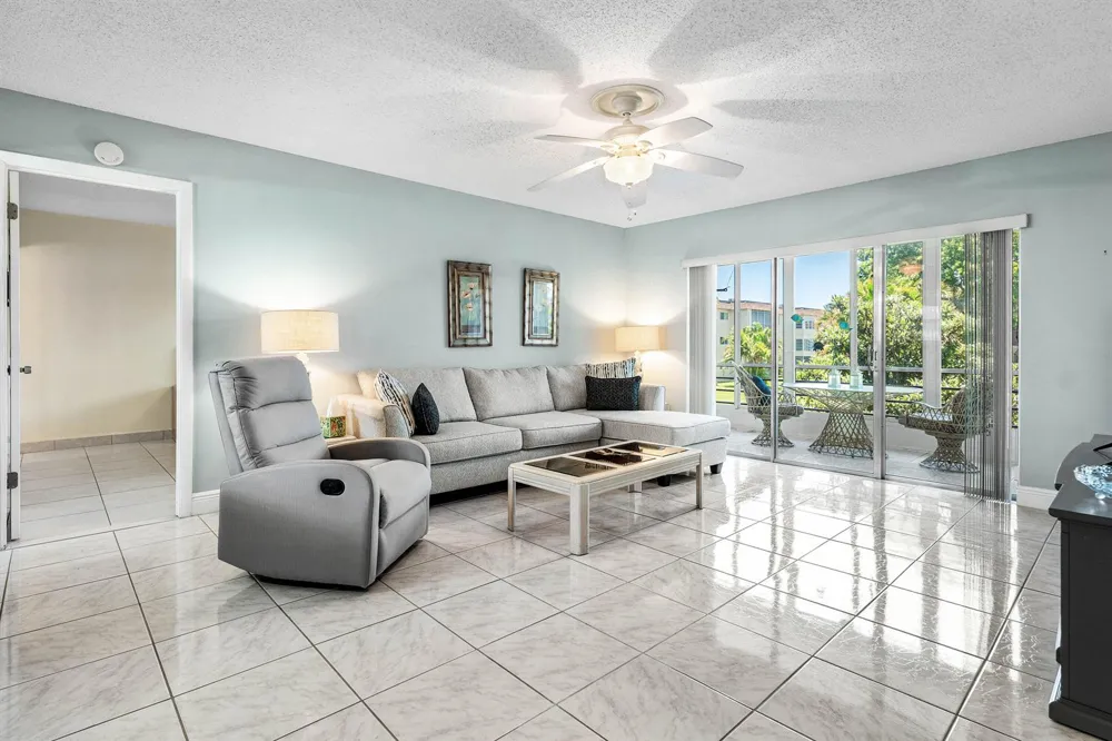 721 LORI DRIVE #208 Palm Springs, FL 33461