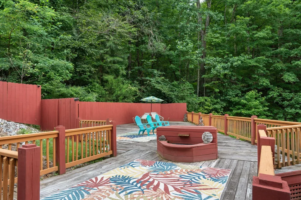 9369 Hopi Trail Ooltewah, TN 37363