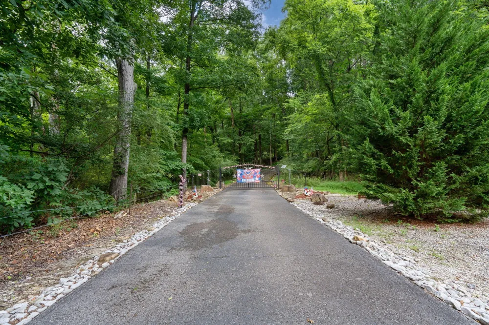 9369 Hopi Trail Ooltewah, TN 37363