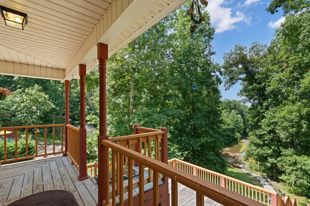 9369 Hopi Trail Ooltewah, TN 37363