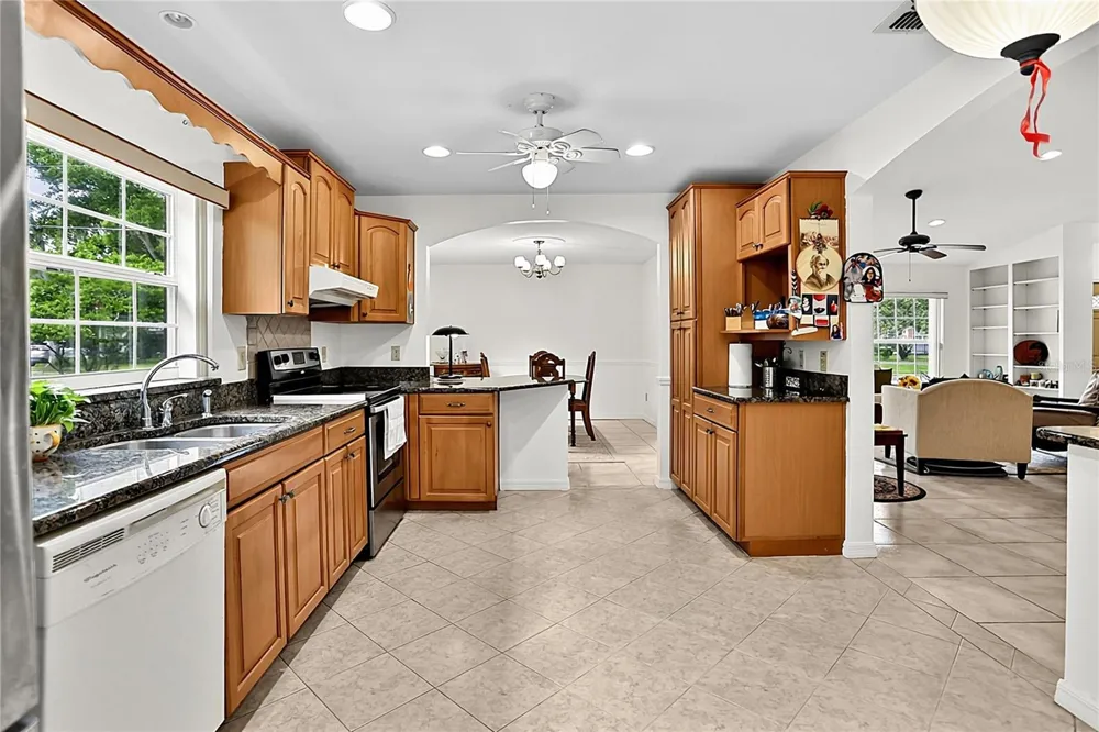 550 ARAPAHO TRAIL Maitland, FL 32751