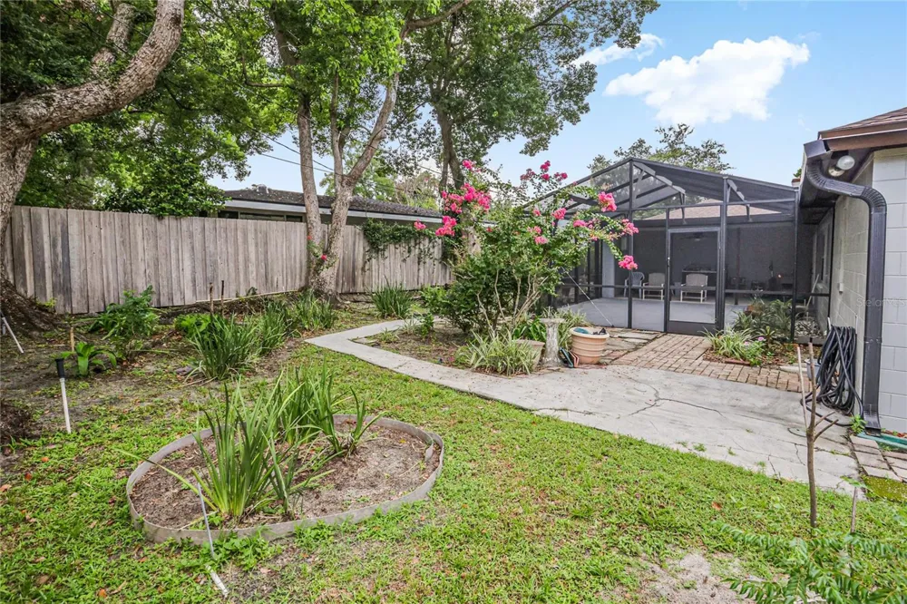 550 ARAPAHO TRAIL Maitland, FL 32751