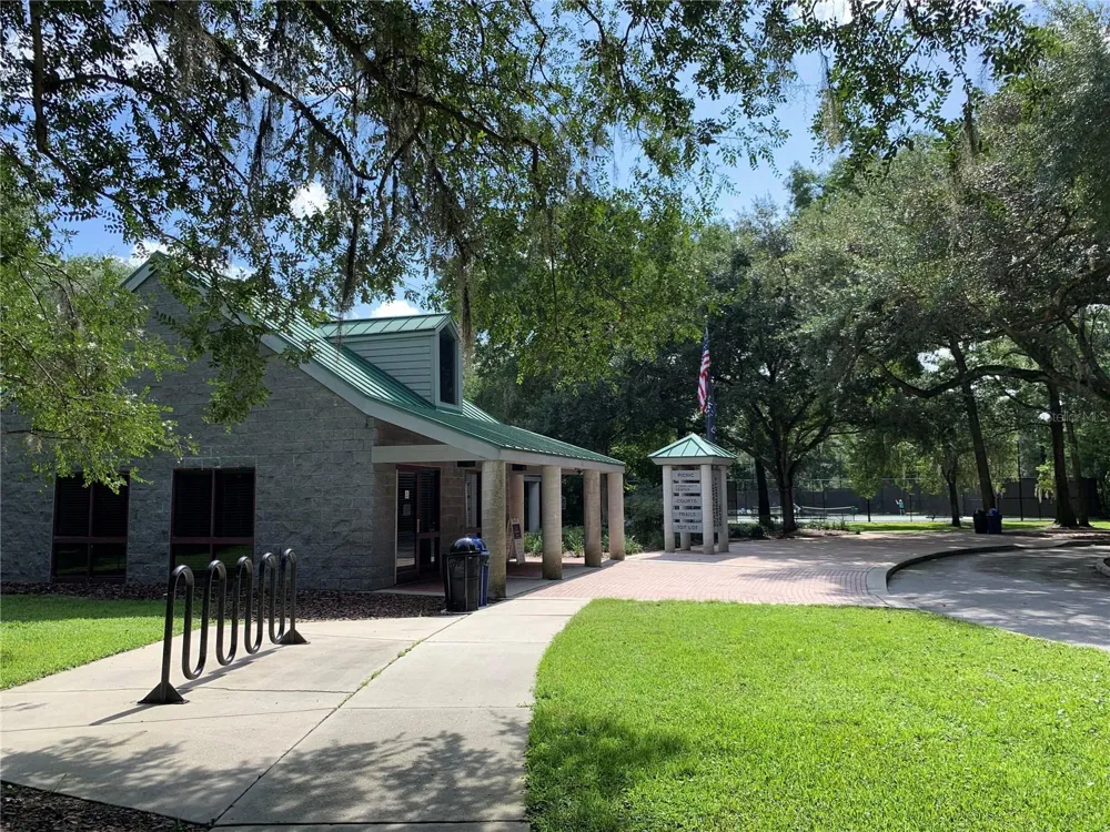 550 ARAPAHO TRAIL Maitland, FL 32751