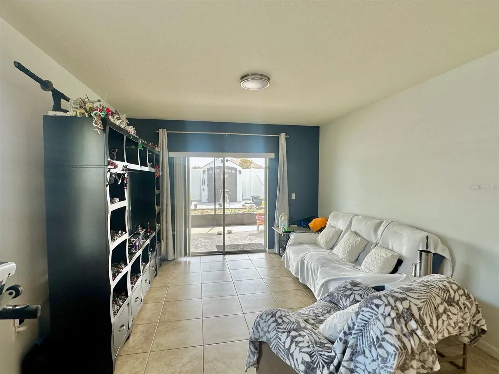 1976 VAN BUREN LOOP Auburndale, FL 33823