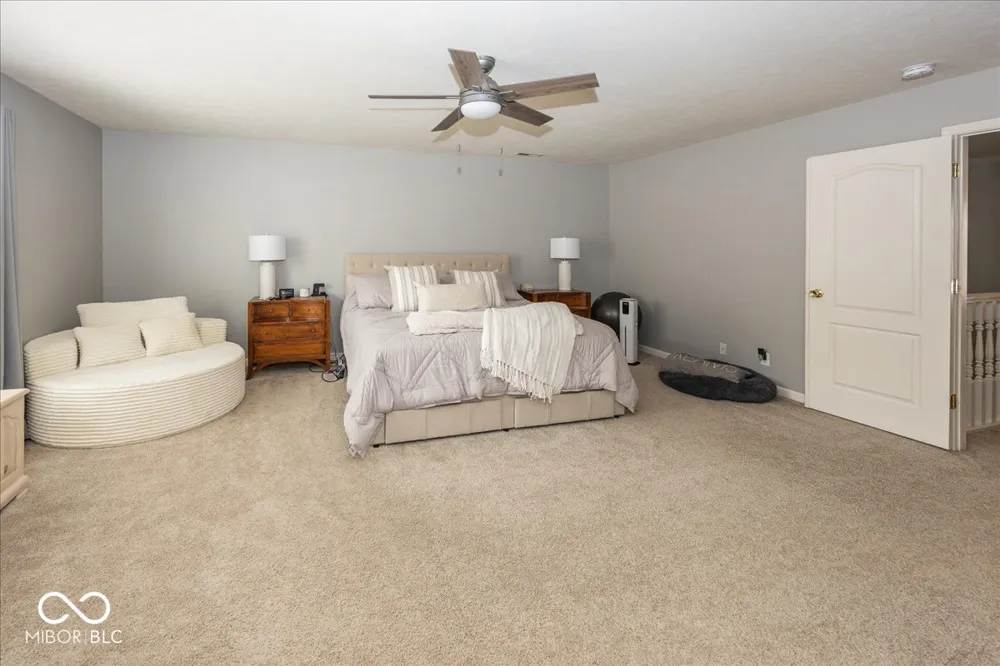 8867 White Tail Trail McCordsville, IN 46055