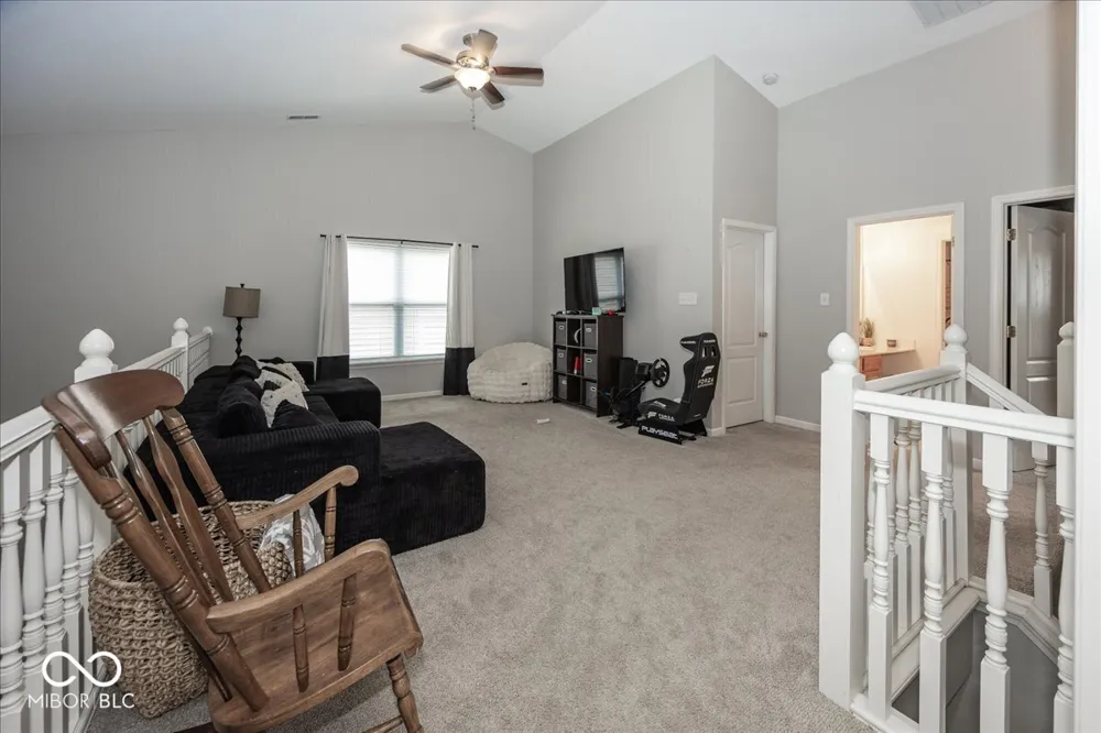 8867 White Tail Trail McCordsville, IN 46055