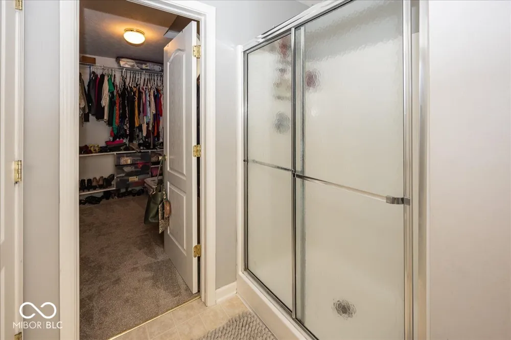 8867 White Tail Trail McCordsville, IN 46055