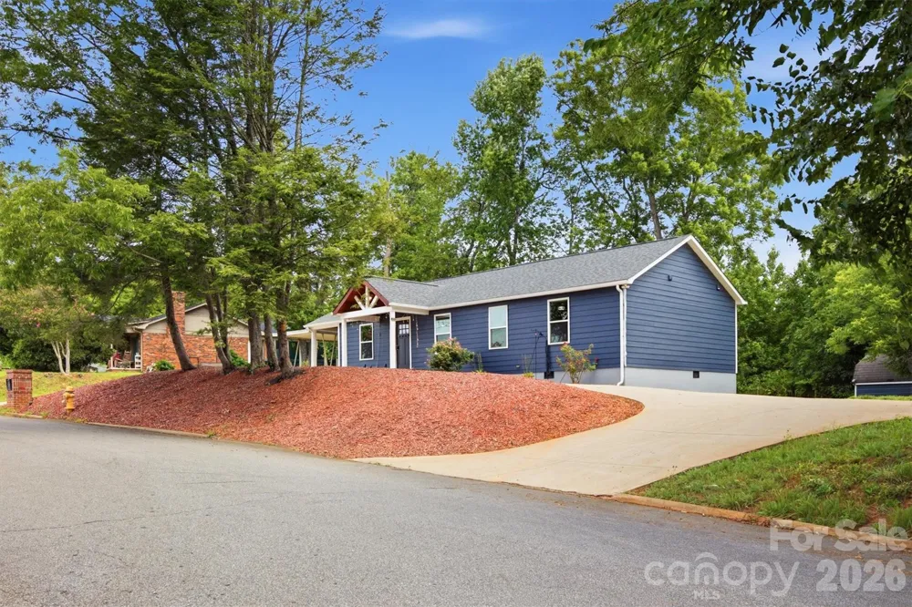 1515 Berkley Street SW Lenoir, NC 28645