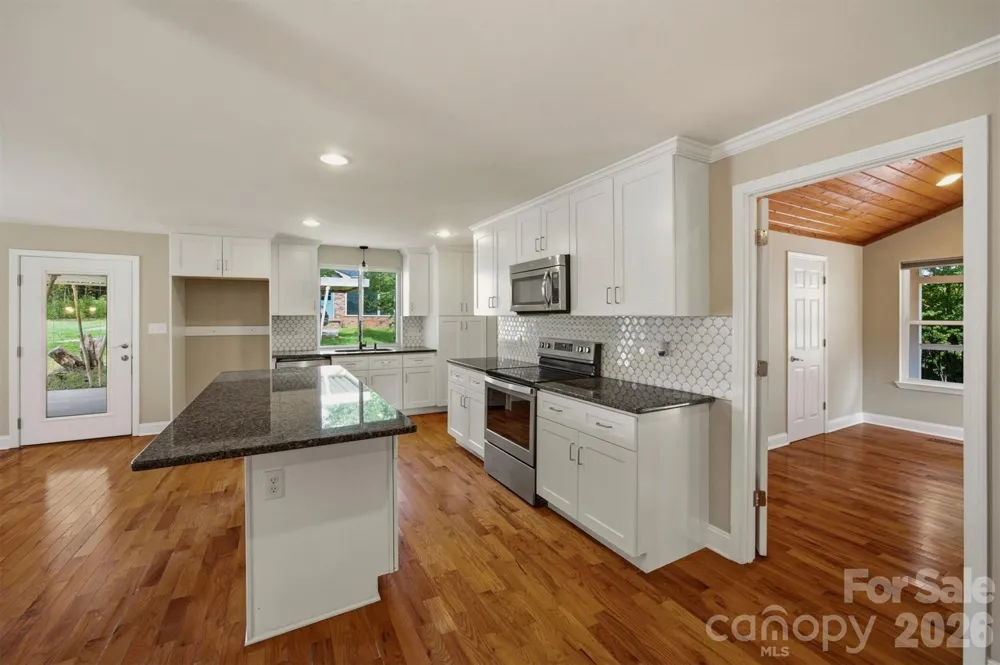 1515 Berkley Street SW Lenoir, NC 28645