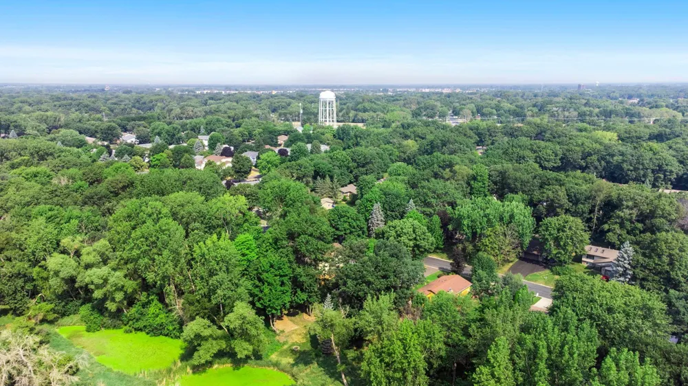 13 Woodcrest Drive Circle Pines, MN 55014