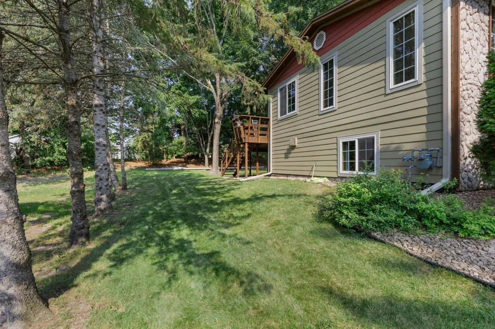 13 Woodcrest Drive Circle Pines, MN 55014