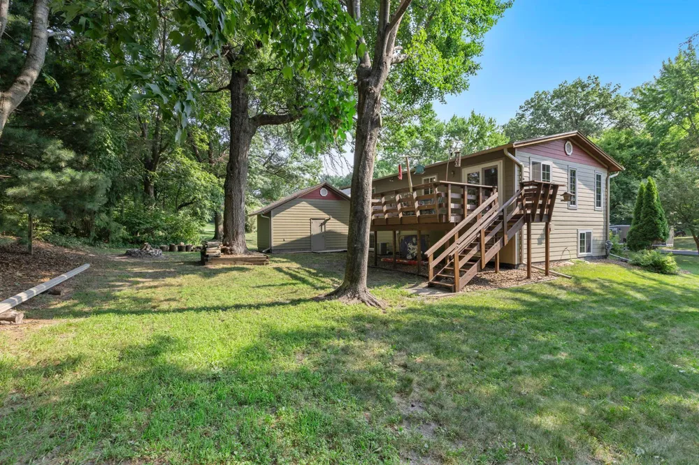 13 Woodcrest Drive Circle Pines, MN 55014