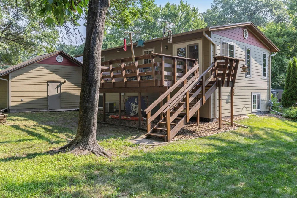 13 Woodcrest Drive Circle Pines, MN 55014