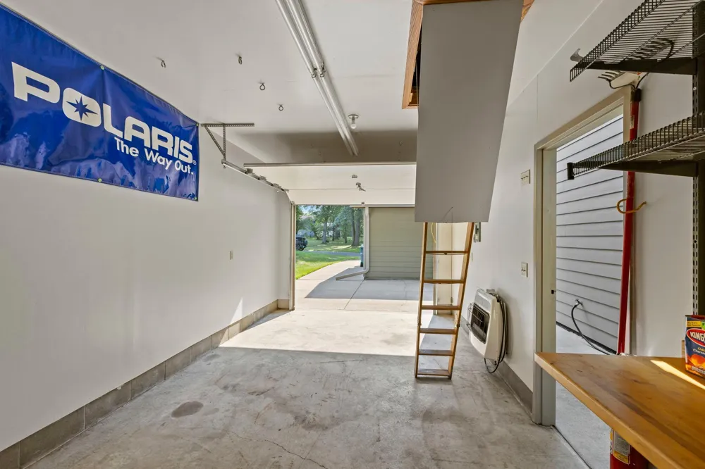 13 Woodcrest Drive Circle Pines, MN 55014