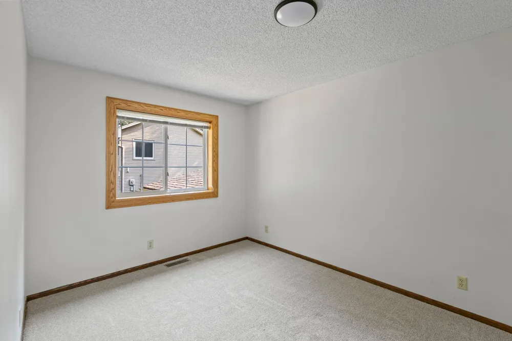 13 Woodcrest Drive Circle Pines, MN 55014