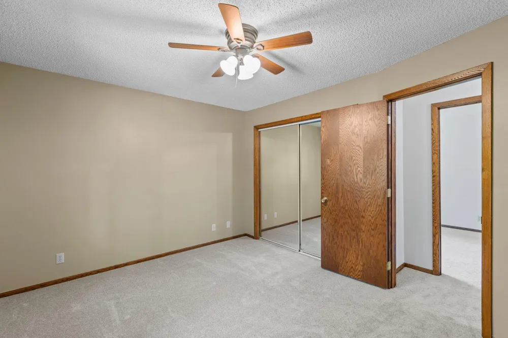 13 Woodcrest Drive Circle Pines, MN 55014