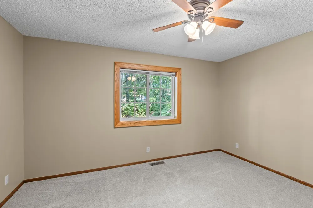 13 Woodcrest Drive Circle Pines, MN 55014